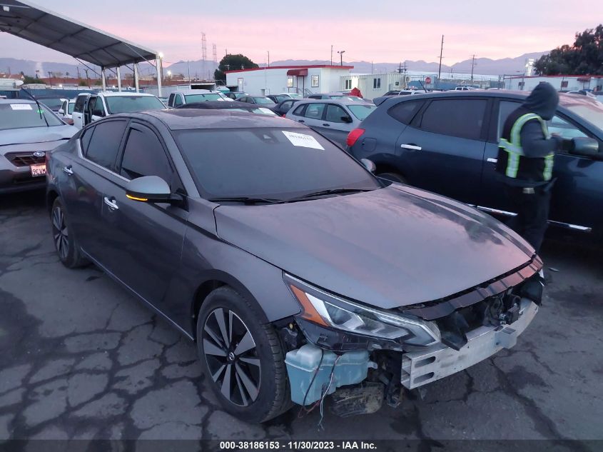 1N4BL4DV9KC121002 2019 Nissan Altima 2.5 Sv