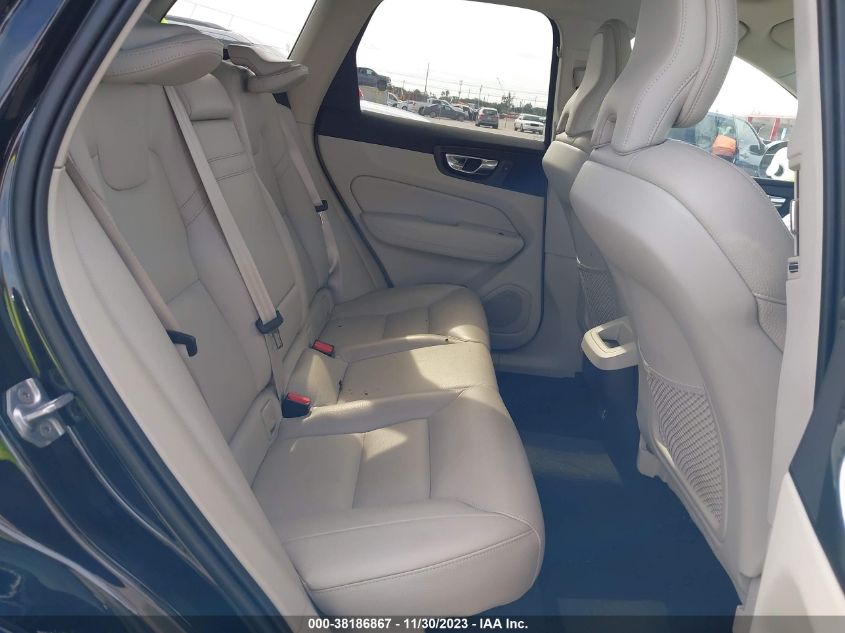 2019 Volvo Xc60 T5 Momentum VIN: LYV102DK3KB289702 Lot: 38186867