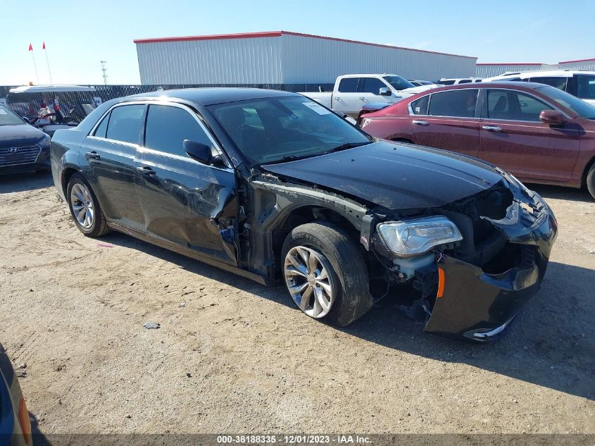 2015 Chrysler 300 Limited VIN: 2C3CCAAGXFH837823 Lot: 38188335