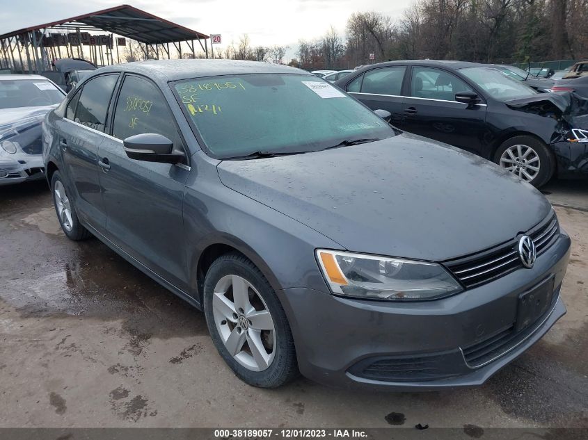 3VWLL7AJ8DM403678 2013 Volkswagen Jetta 2.0L Tdi