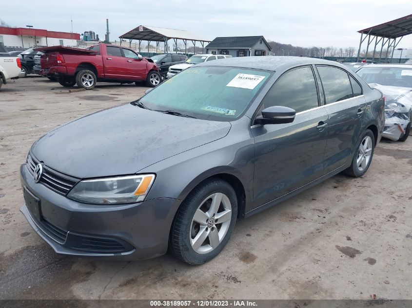 3VWLL7AJ8DM403678 2013 Volkswagen Jetta 2.0L Tdi