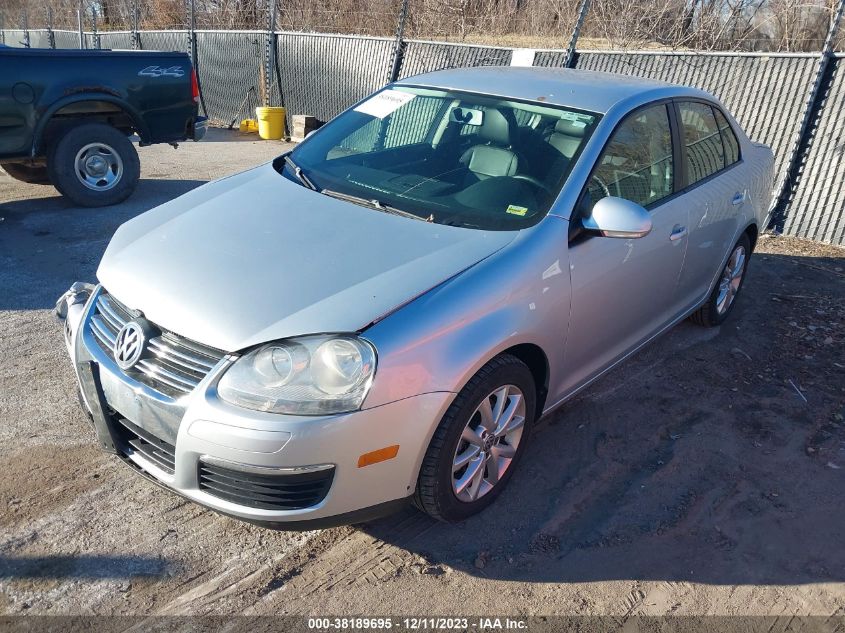 2010 Volkswagen Jetta Limited Edition VIN: 3VWAX7AJ7AM113083 Lot: 38189695