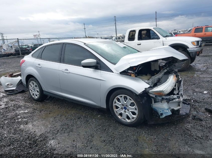 1FAHP3F26CL381211 2012 Ford Focus Se