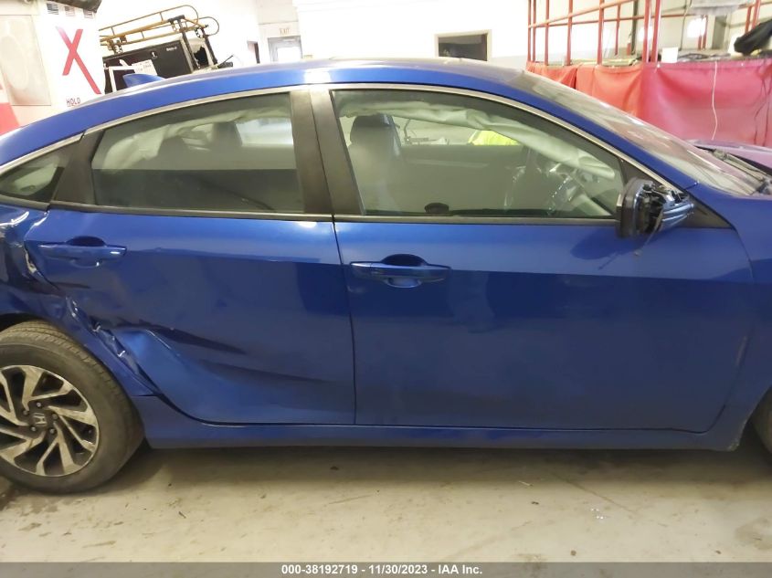 2HGFC2F79JH607482 2018 Honda Civic Ex