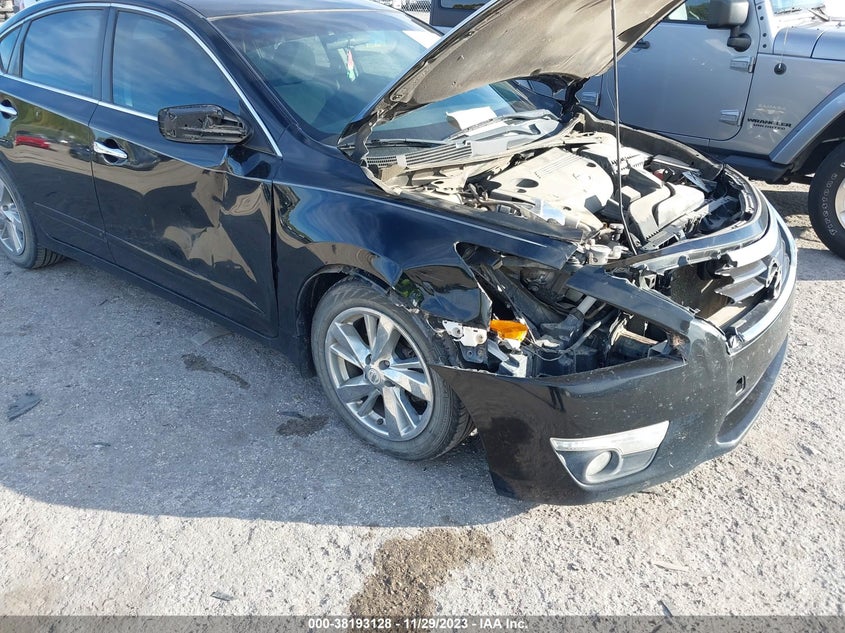 2015 NISSAN ALTIMA 2.5 SV VIN: 1N4AL3AP7FC139046