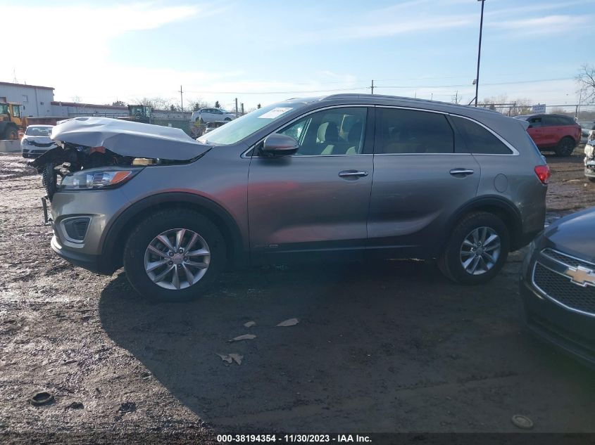 2017 Kia Sorento 3.3L Lx VIN: 5XYPGDA56HG209146 Lot: 38194354