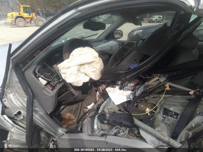 2002 Mercury Grand Marquis Ls Premium/Ls Ultimate/Lse VIN: 2MEFM75W22X636216 Lot: 38195023