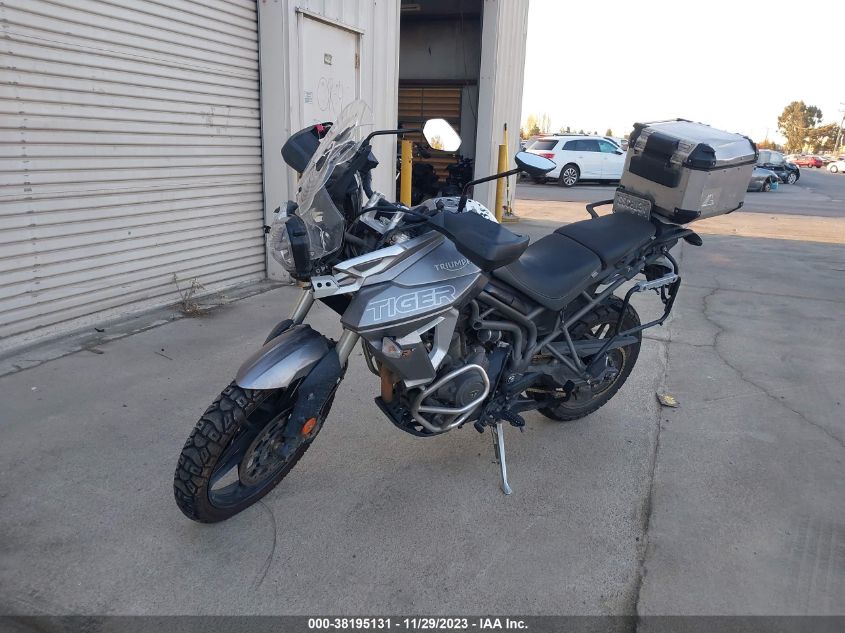 SMTE04BF0JT870380 2018 Triumph Tiger 800 Xrt