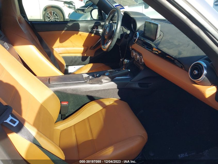 2017 Fiat 124 Spider Lusso VIN: JC1NFAEK4H0107517 Lot: 38197085