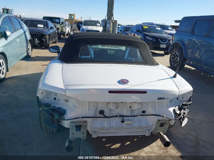 2017 Fiat 124 Spider Lusso VIN: JC1NFAEK4H0107517 Lot: 38197085