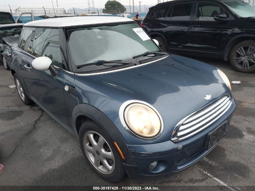 2010 Mini Cooper VIN: WMWMF3C51ATZ22346 Lot: 38197428