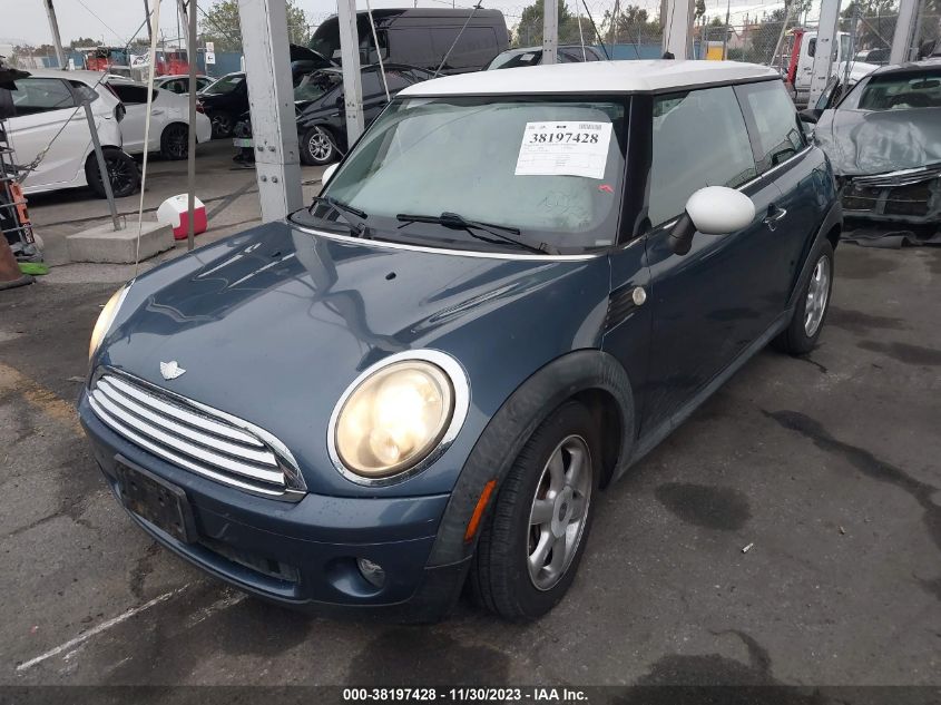 2010 Mini Cooper VIN: WMWMF3C51ATZ22346 Lot: 38197428