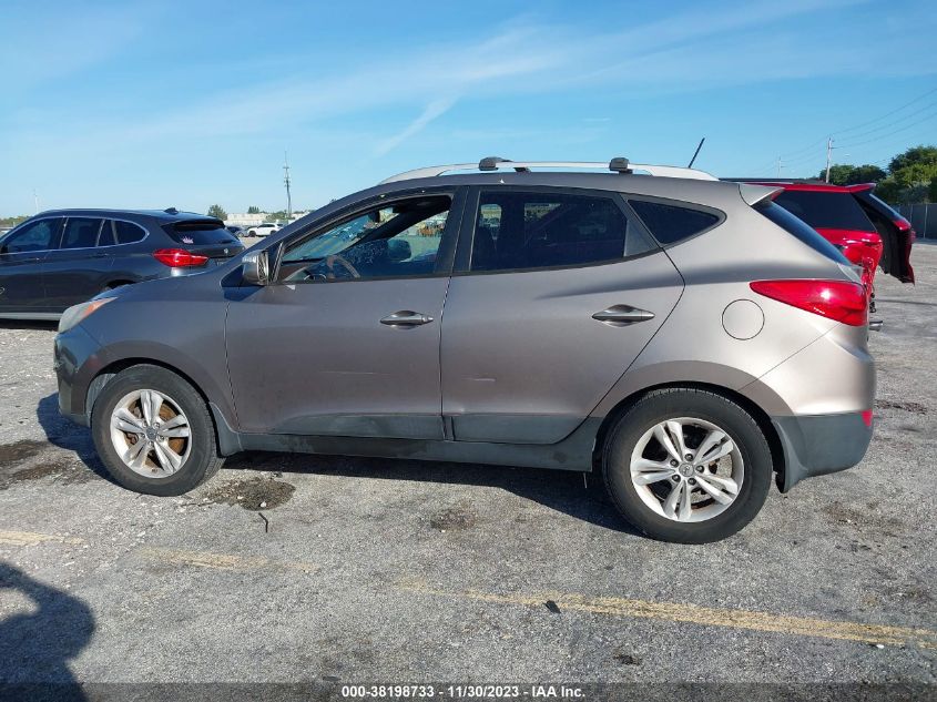 KM8JU3AC6CU364256 2012 Hyundai Tucson Gls