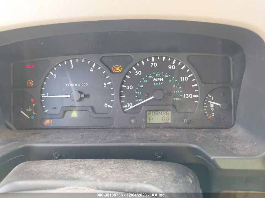 2000 Land Rover Discovery Series Ii Cloth VIN: SALTY1240YA235346 Lot: 38198756