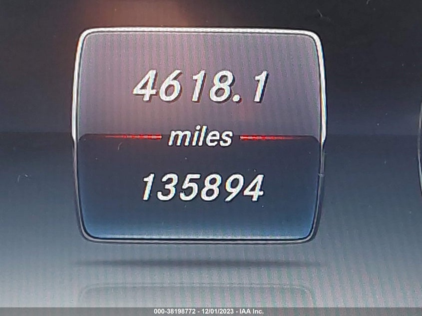 2015 MERCEDES-BENZ S 550 WDDUG8CB4FA131756