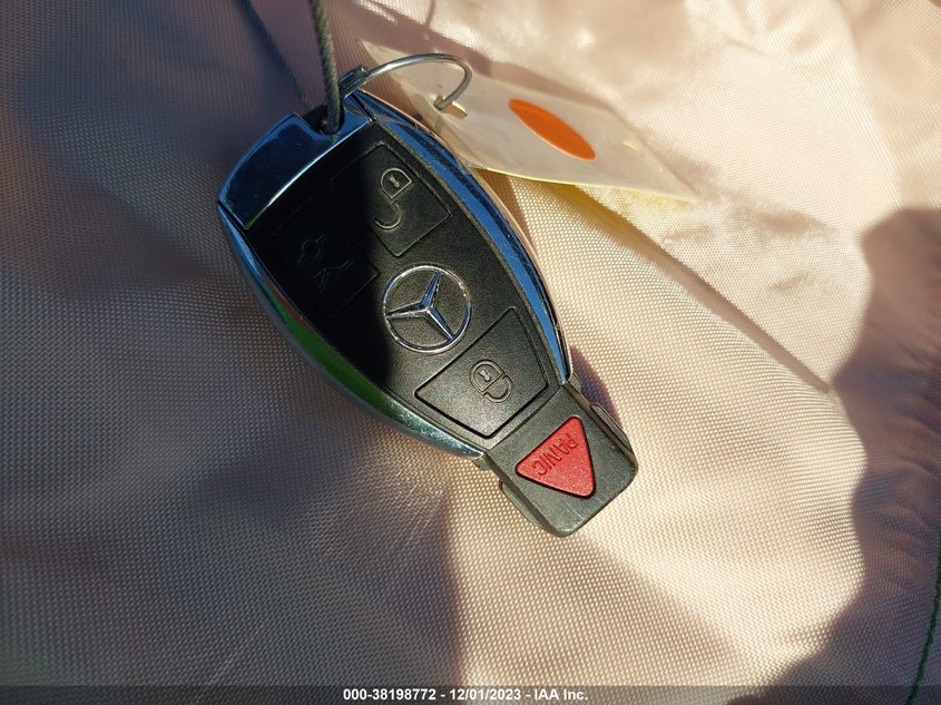 2015 MERCEDES-BENZ S 550 WDDUG8CB4FA131756