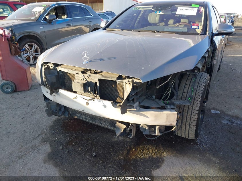 2015 MERCEDES-BENZ S 550 WDDUG8CB4FA131756