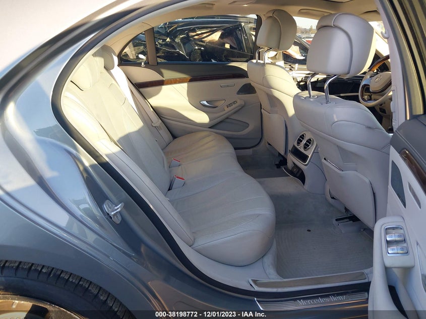 2015 MERCEDES-BENZ S 550 WDDUG8CB4FA131756