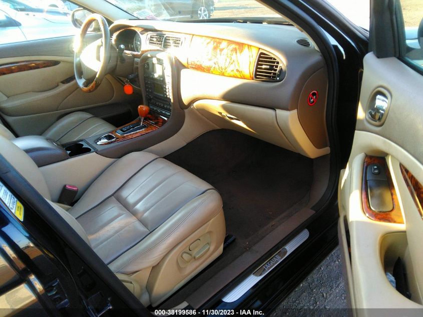 2007 Jaguar S-Type 3.0 V6 VIN: SAJWA01A37FN78777 Lot: 38199586