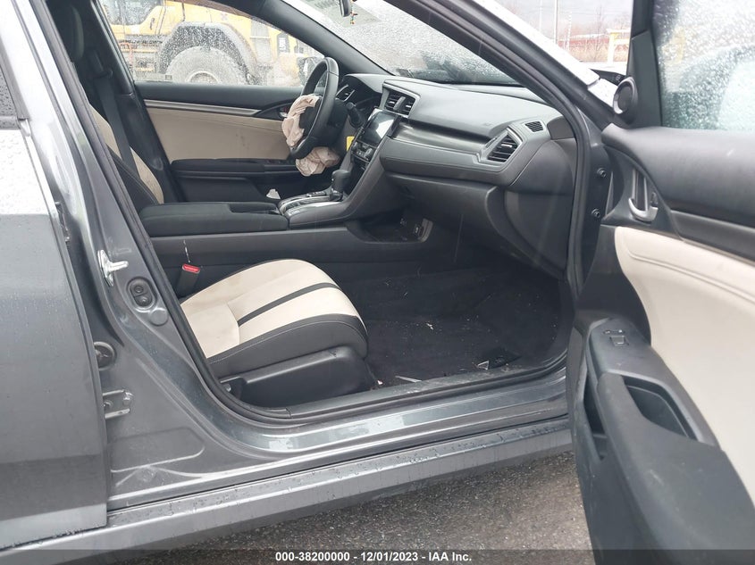 2018 HONDA CIVIC VIN: SHHFK7H51JU430411