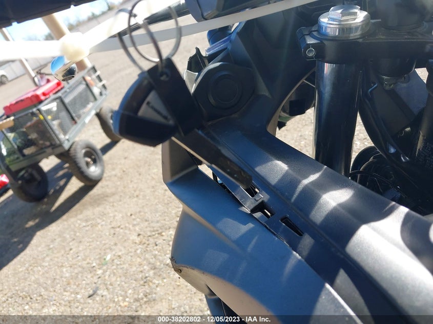 2023 KAWASAKI EX650 R - ML5EXER11RDAB1677