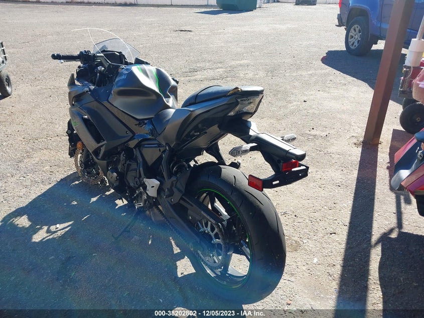 2023 KAWASAKI EX650 R - ML5EXER11RDAB1677