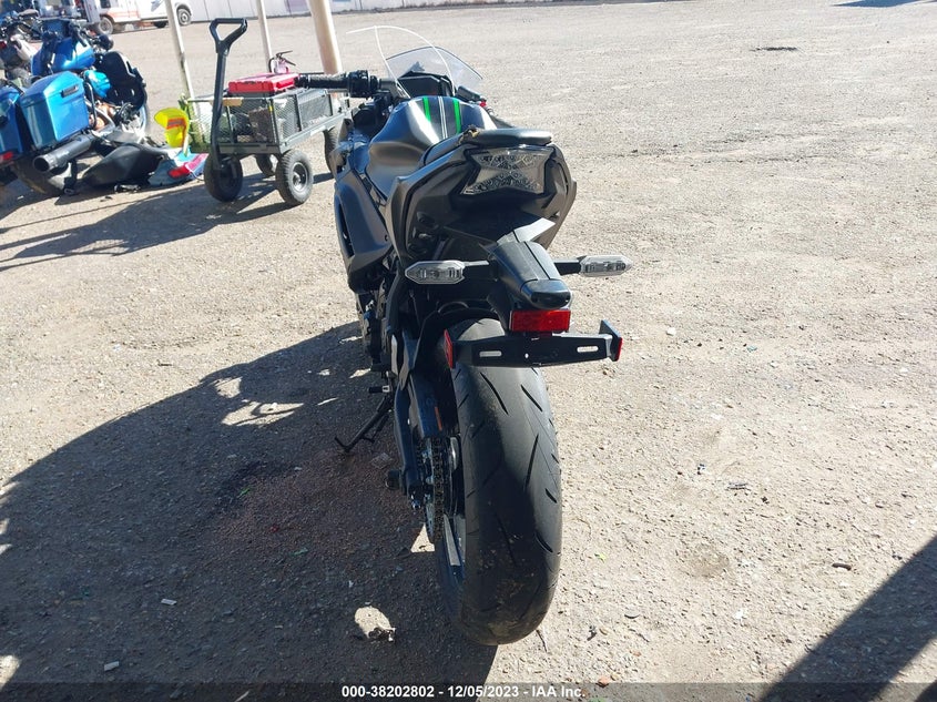 2023 KAWASAKI EX650 R - ML5EXER11RDAB1677