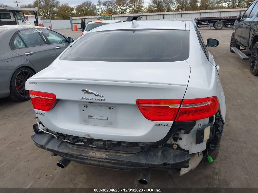 2017 Jaguar Xe 35T R-Sport VIN: SAJAF4BV5HA944158 Lot: 38204623