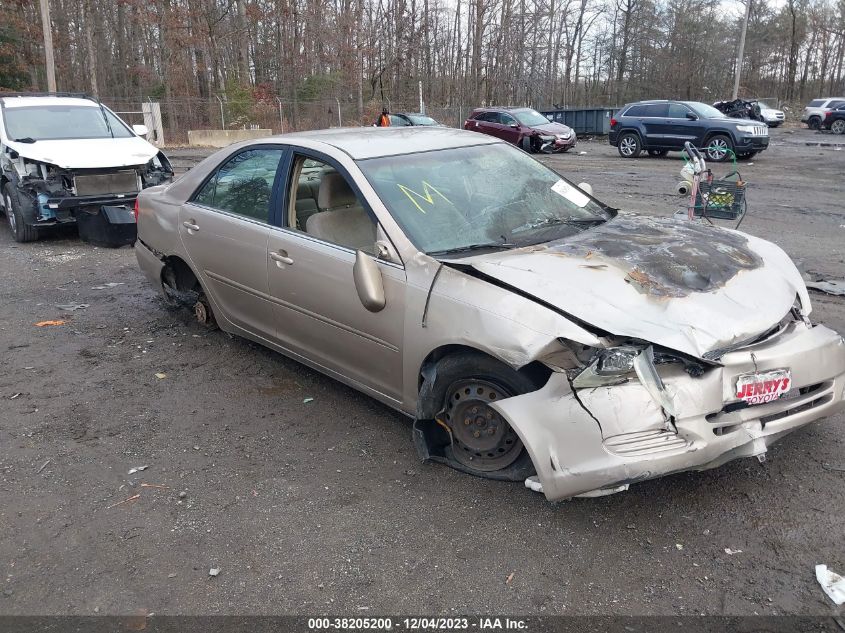 2004 Toyota Camry Le VIN: 4T1BE32KX4U826309 Lot: 38205200