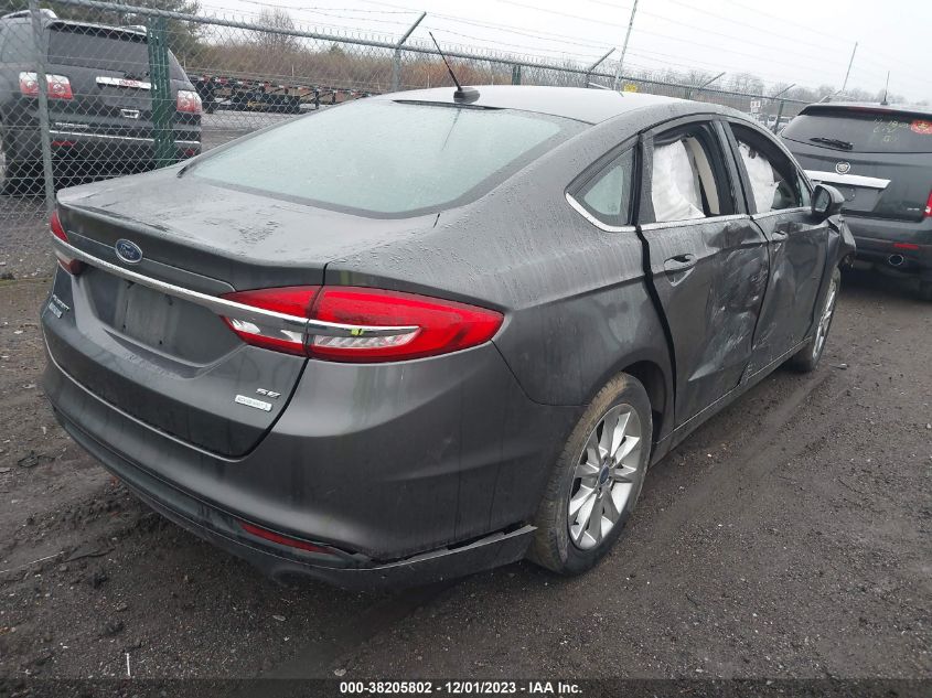 3FA6P0HDXHR129006 2017 Ford Fusion Se