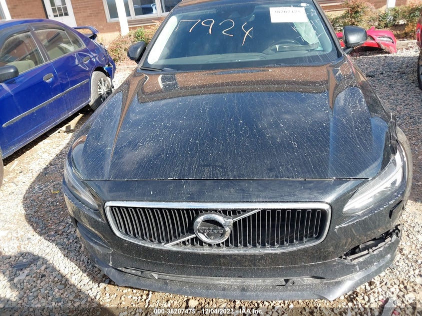 2018 VOLVO S90 T5 MOMENTUM LVY982AK6JP037924