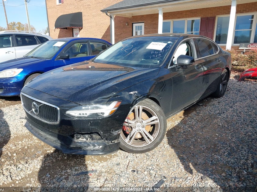 2018 VOLVO S90 T5 MOMENTUM LVY982AK6JP037924