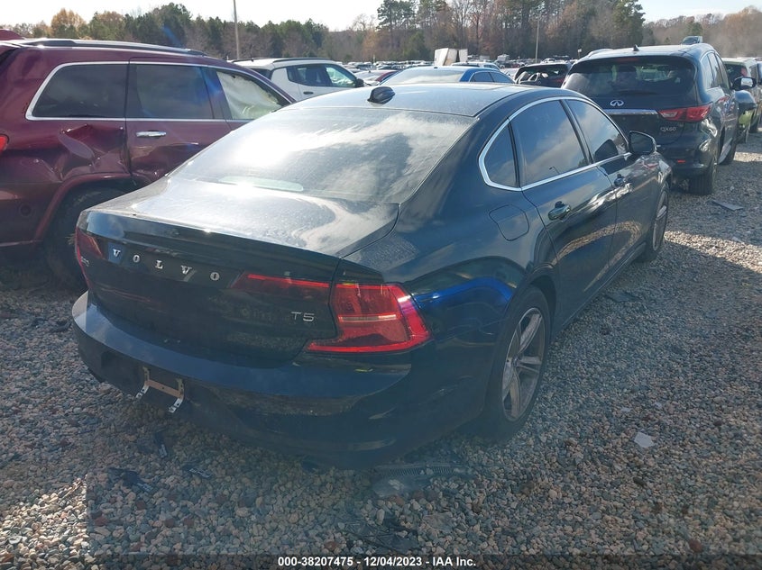 2018 VOLVO S90 T5 MOMENTUM LVY982AK6JP037924