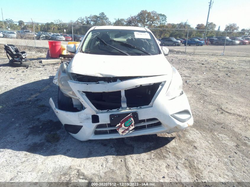 3N1CN7AP3KL813022 2019 Nissan Versa Sedan S Plus