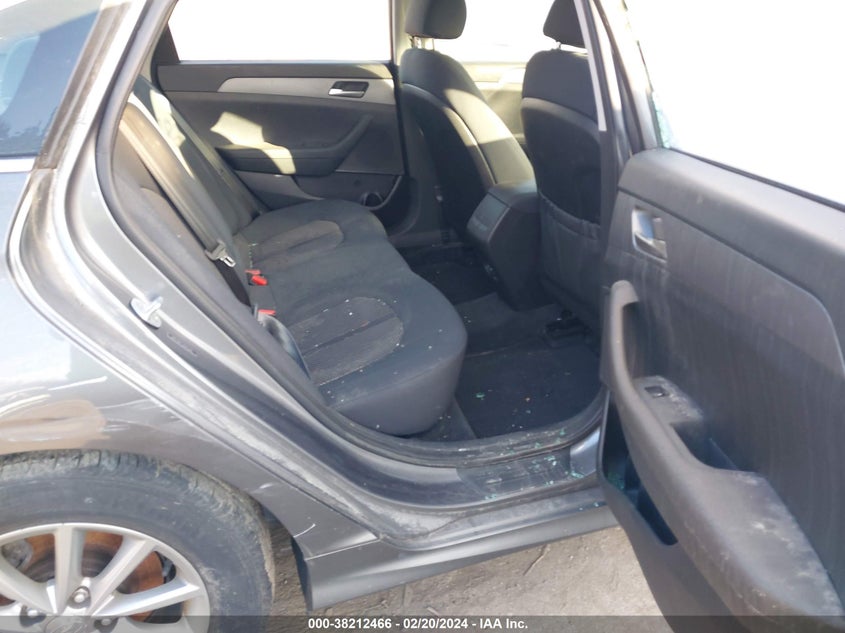 VIN 5NPE24AF3JH643280 2018 HYUNDAI SONATA SE