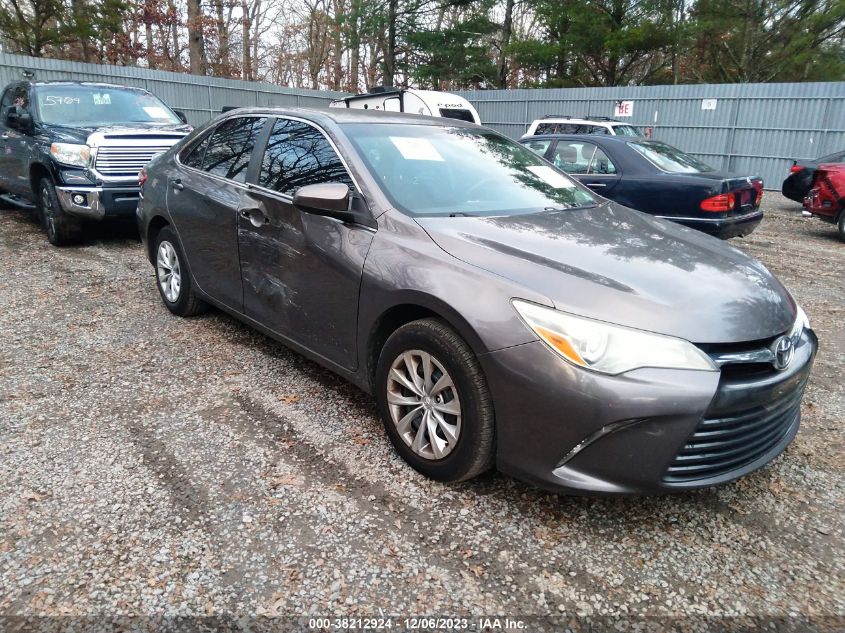 2015 Toyota Camry Le VIN: 4T1BF1FK4FU915937 Lot: 38212924