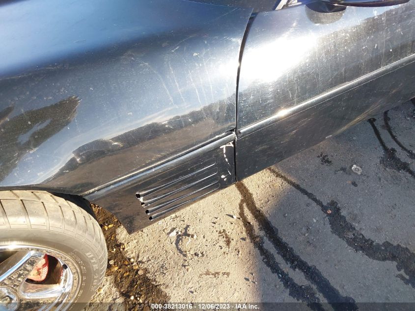 1991 Chevrolet Corvette VIN: 1G1YY2383M5115329 Lot: 38213016