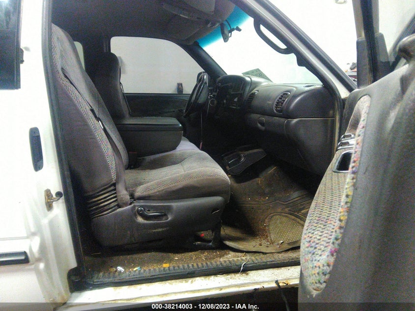 3B7KF23Z81G171881 2001 Dodge Ram 2500 St