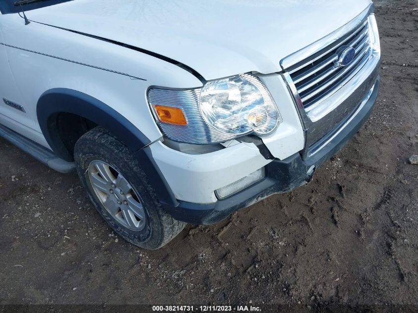 2007 Ford Explorer Xlt VIN: 1FMEU73E97UB54697 Lot: 38214731