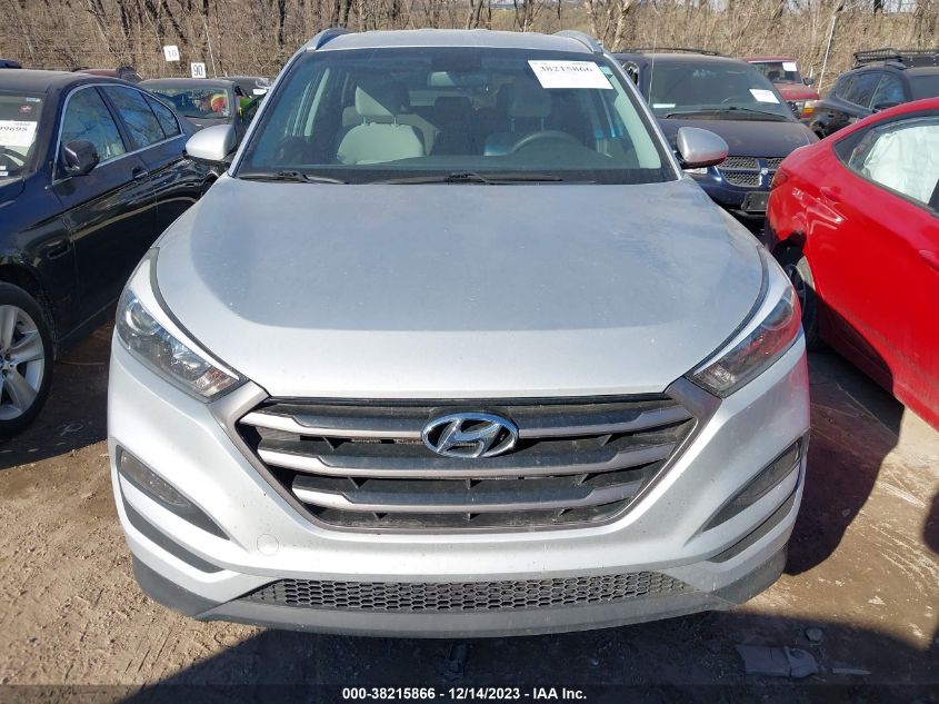 KM8J33A42GU250904 2016 Hyundai Tucson Se