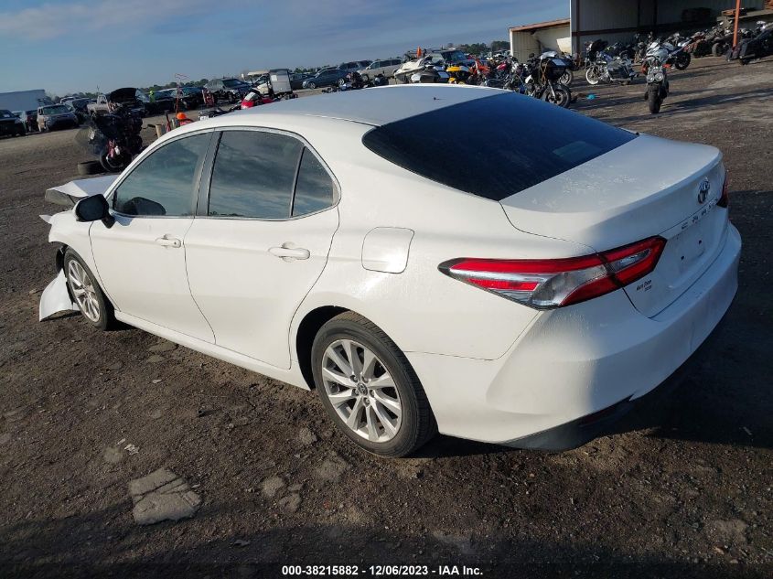 JTNB11HK5J3008799 2018 Toyota Camry Le