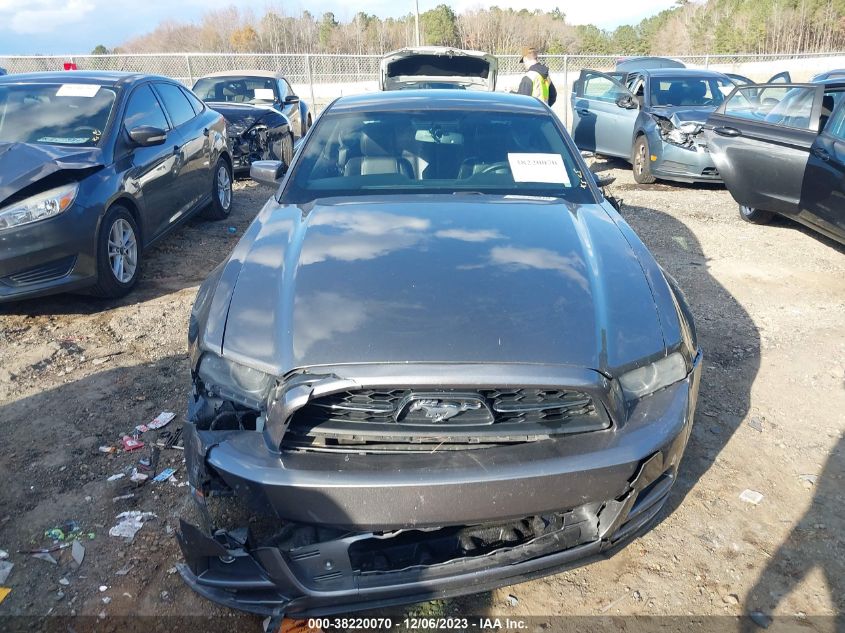 2013 Ford Mustang V6 Premium VIN: 1ZVBP8AM4D5235849 Lot: 38220070