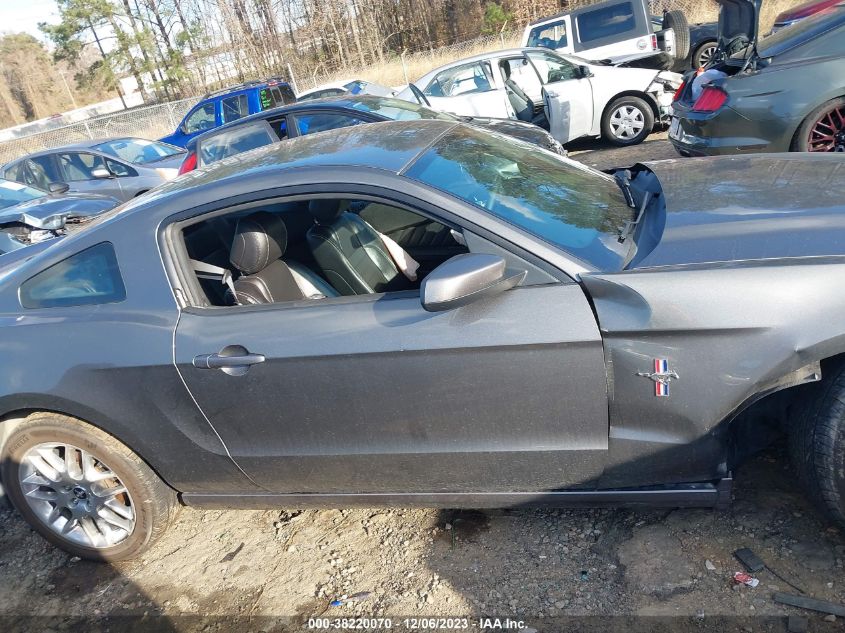 2013 Ford Mustang V6 Premium VIN: 1ZVBP8AM4D5235849 Lot: 38220070