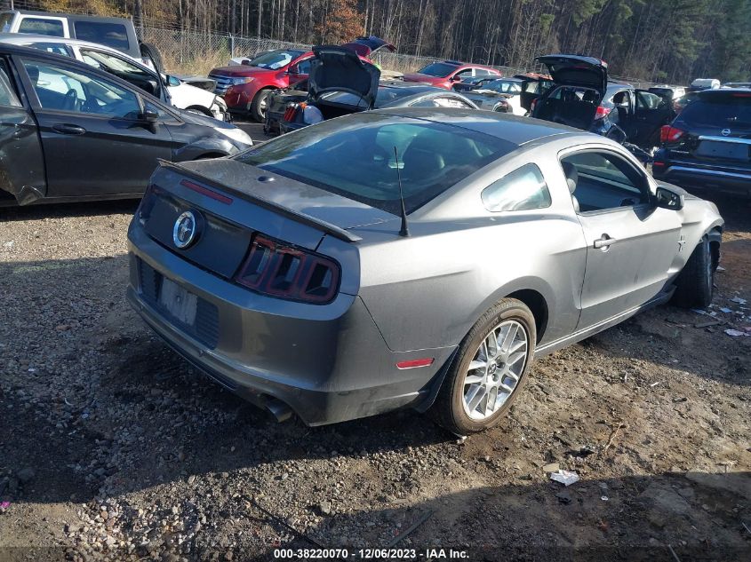 2013 Ford Mustang V6 Premium VIN: 1ZVBP8AM4D5235849 Lot: 38220070