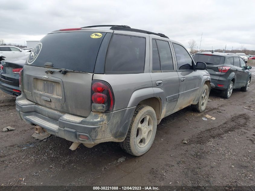 2005 Chevrolet Trailblazer Lt VIN: 1GNDT13S352356599 Lot: 38221088