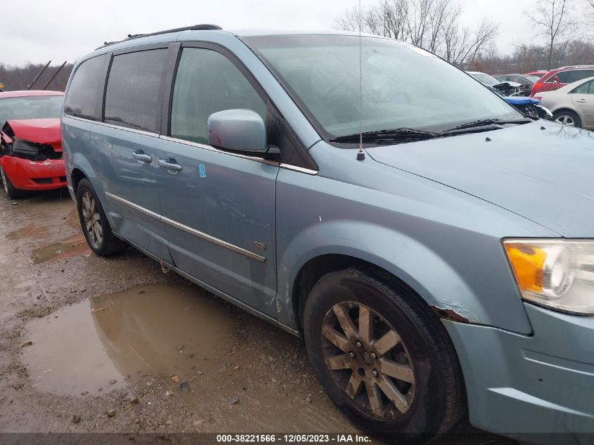 2009 Chrysler Town & Country Touring VIN: 2A8HR54119R648015 Lot: 38221566