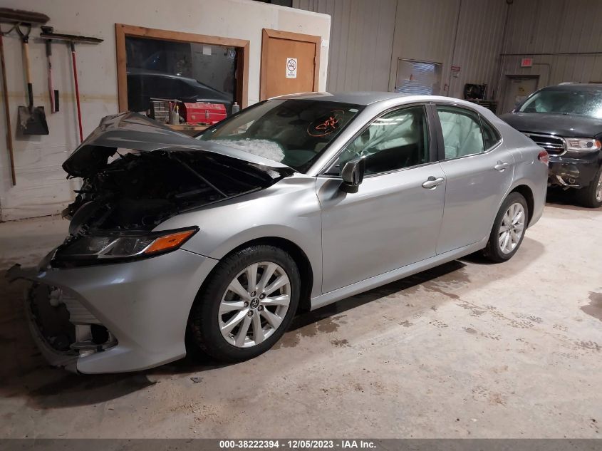 2019 Toyota Camry Le VIN: 4T1B11HK2KU785632 Lot: 38222394