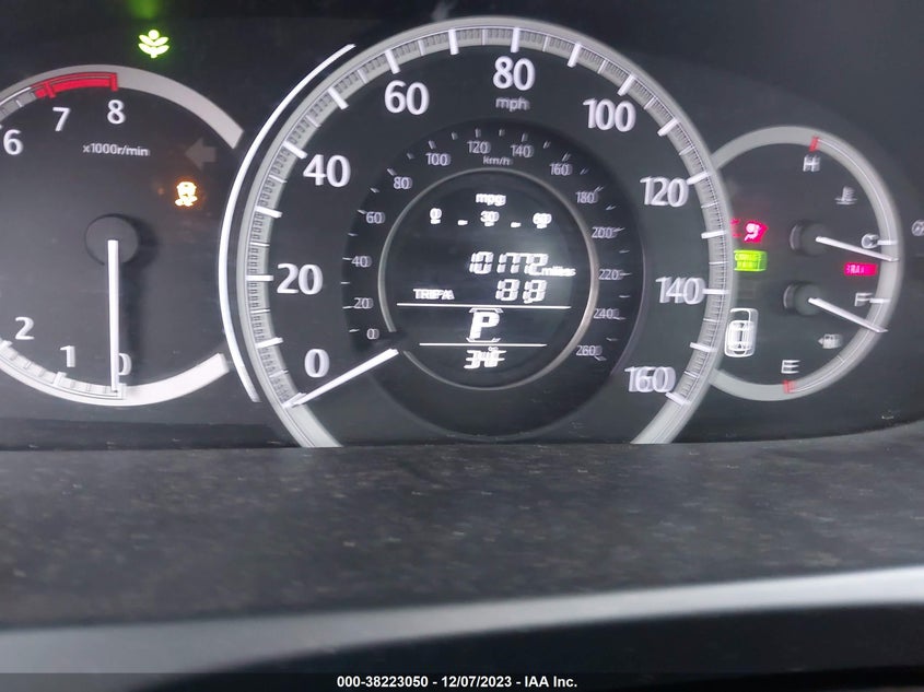 2013 HONDA ACCORD VIN: 1HGCR2F38DA056429