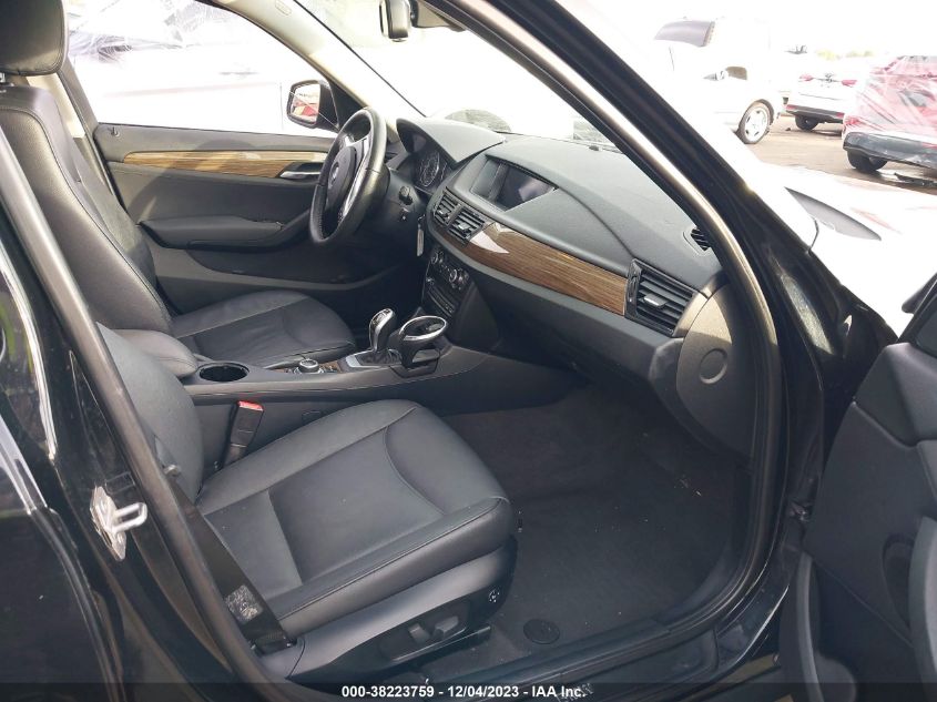 2013 BMW X1 xDrive28I VIN: WBAVL1C51DVR84260 Lot: 38223759