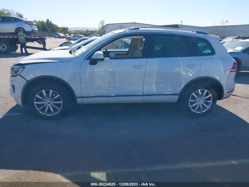 2015 Volkswagen Touareg V6 Sport VIN: WVGEF9BP1FD006941 Lot: 38224520